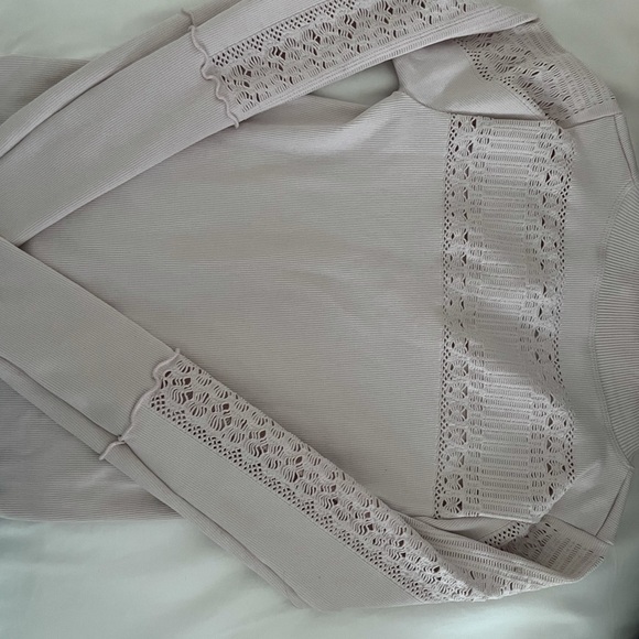 Free people pink long sleeve athletic top - Picture 2 of 2